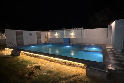 Hotel Lambodar