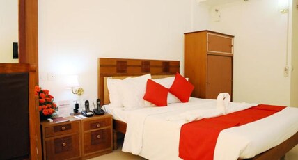 Hotel Palace Inn Room Type - Deluxe Room Non AC