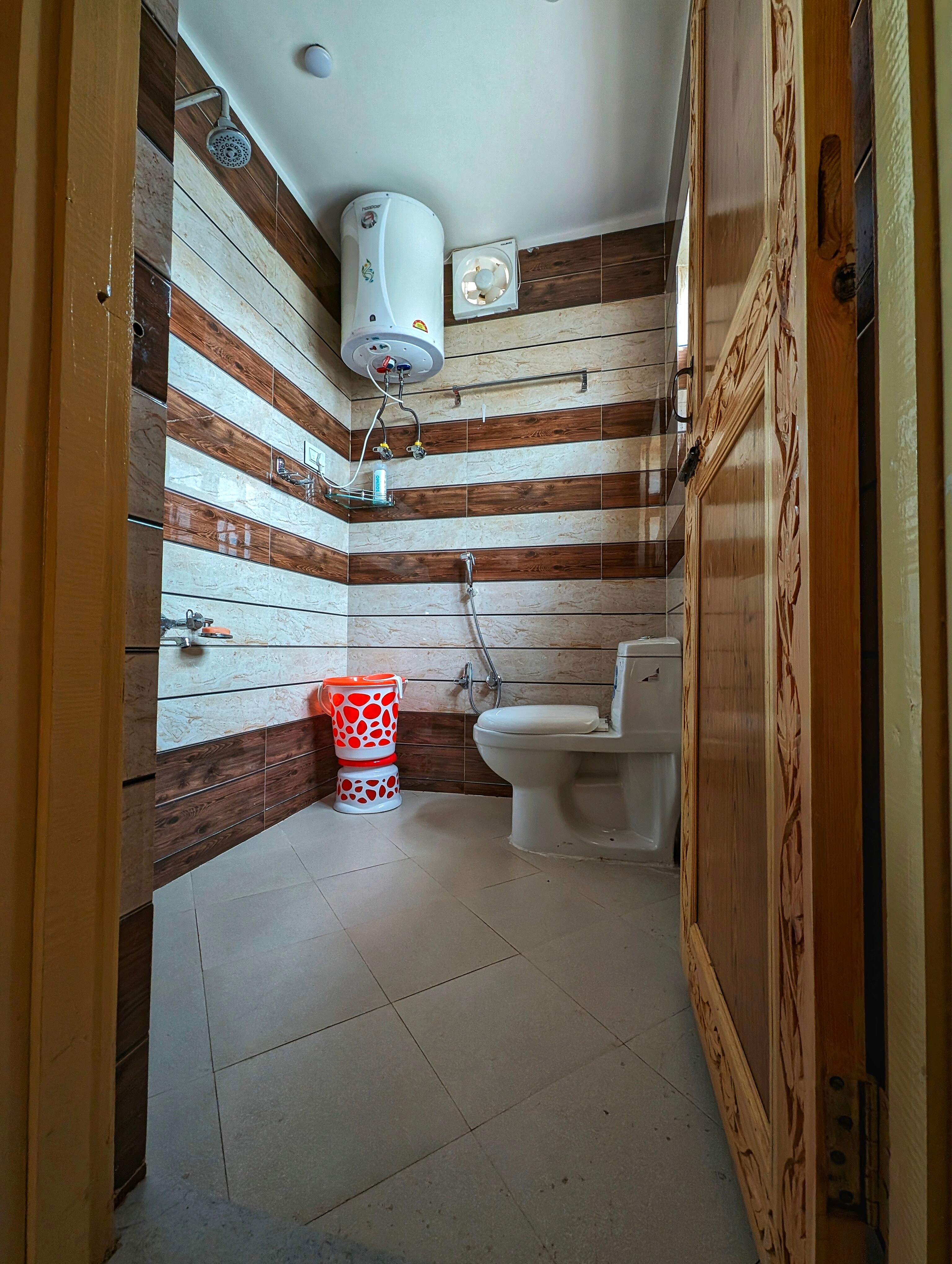 home stay in Srinagar Kashmir - Tap to explore photos
