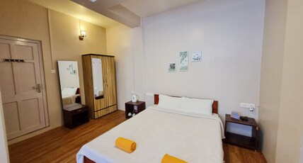 Breeze Vale Homes Room Type - Semi Deluxe Room