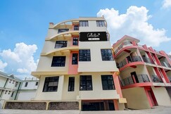 Address of Super Collection O Lapalang Taxi Stand Formerly Hill Breeze Stay Inn