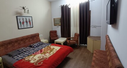 Hotel Kaka palace Room Type - AC Standard deluxe room with free WIFI