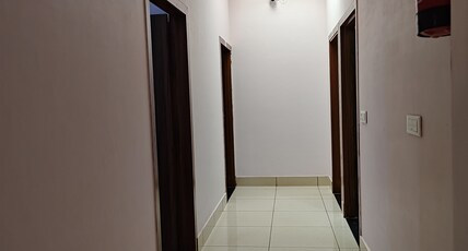 Green Hotel Room Type - Bedroom 9