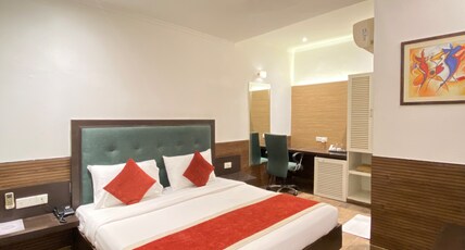 Status Business Hotel The Mall Room Type - Executive Room