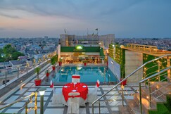 Hotel Sallow Royal Suites by Dew Drop