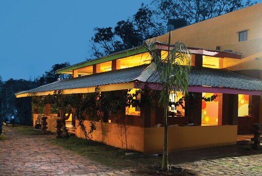 Stonarc Resort