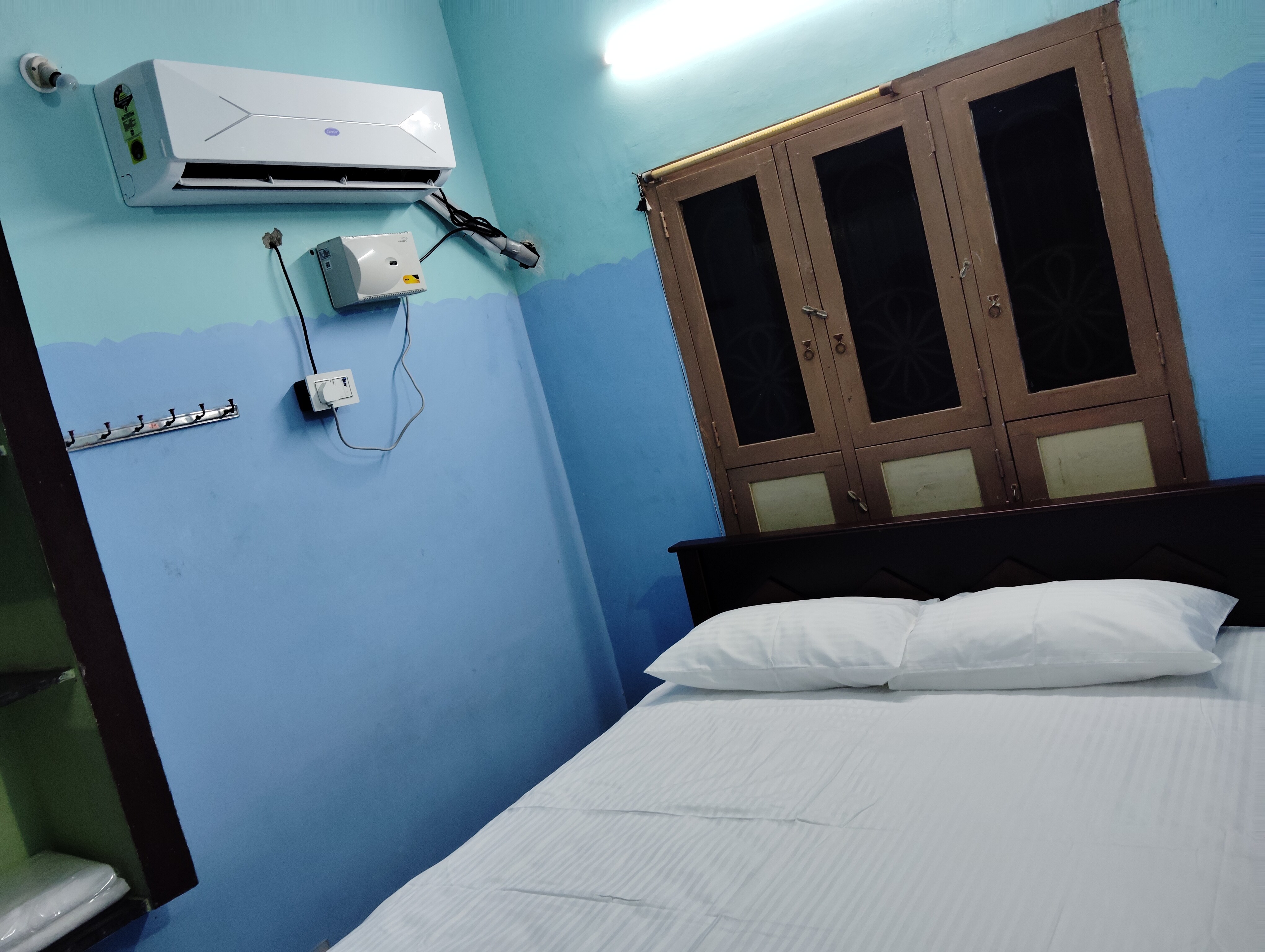 Kavi home stay - Tap to explore photos