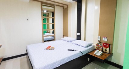 Hotel Sogo Kalentong Room Type - Deluxe Room