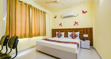 FabHotel Ishtara Auberge - Nr. Yashobhoomi Convention Centre Room Type - Premium Room