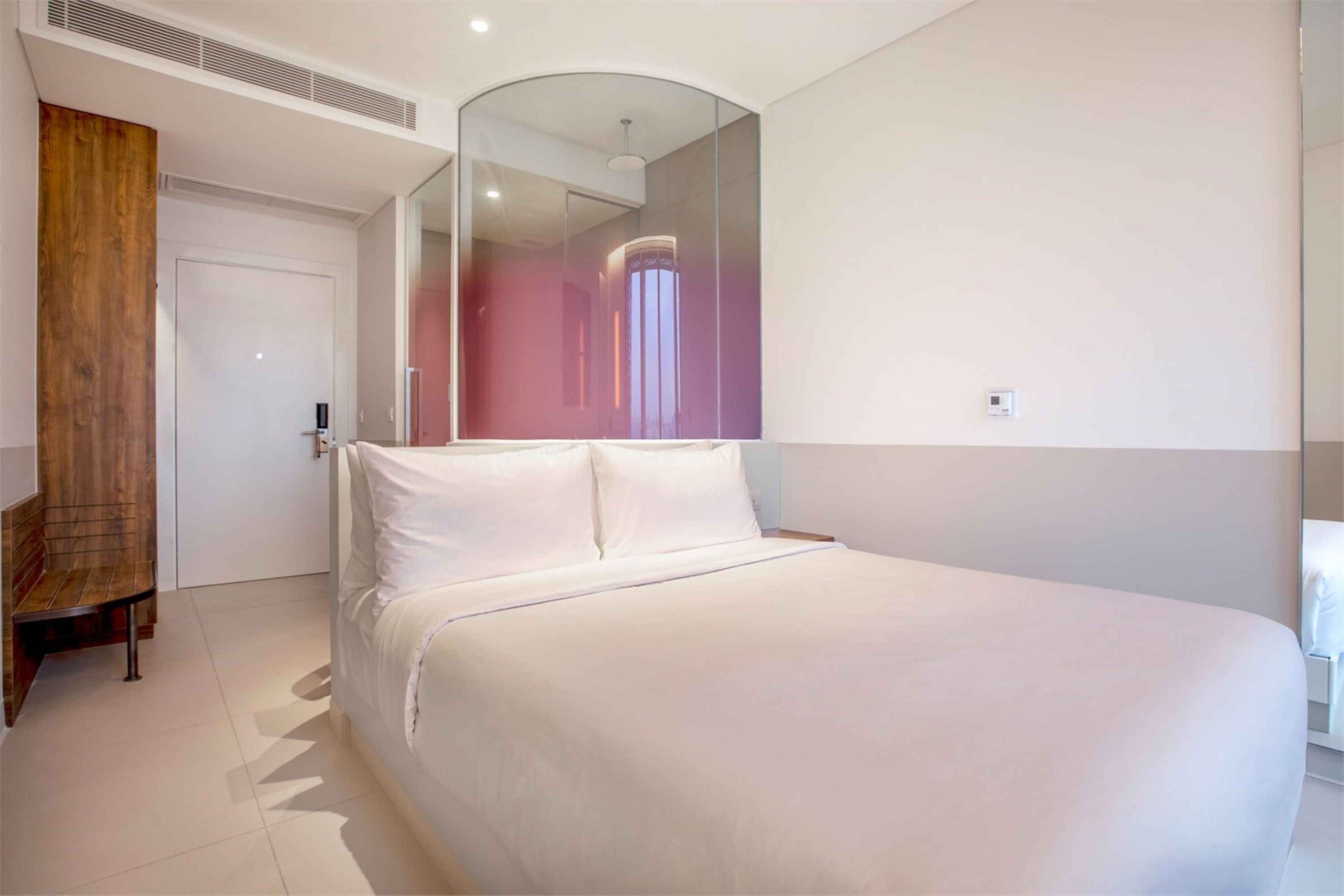 Wink Danang Centre, Unscripted by Hyatt - 24 Hours stay - Tap to explore photos