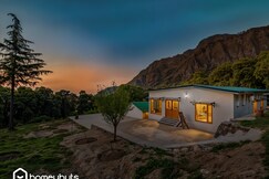 Kuriyana Stay |2BR| A Secluded Heaven by Homeyhuts