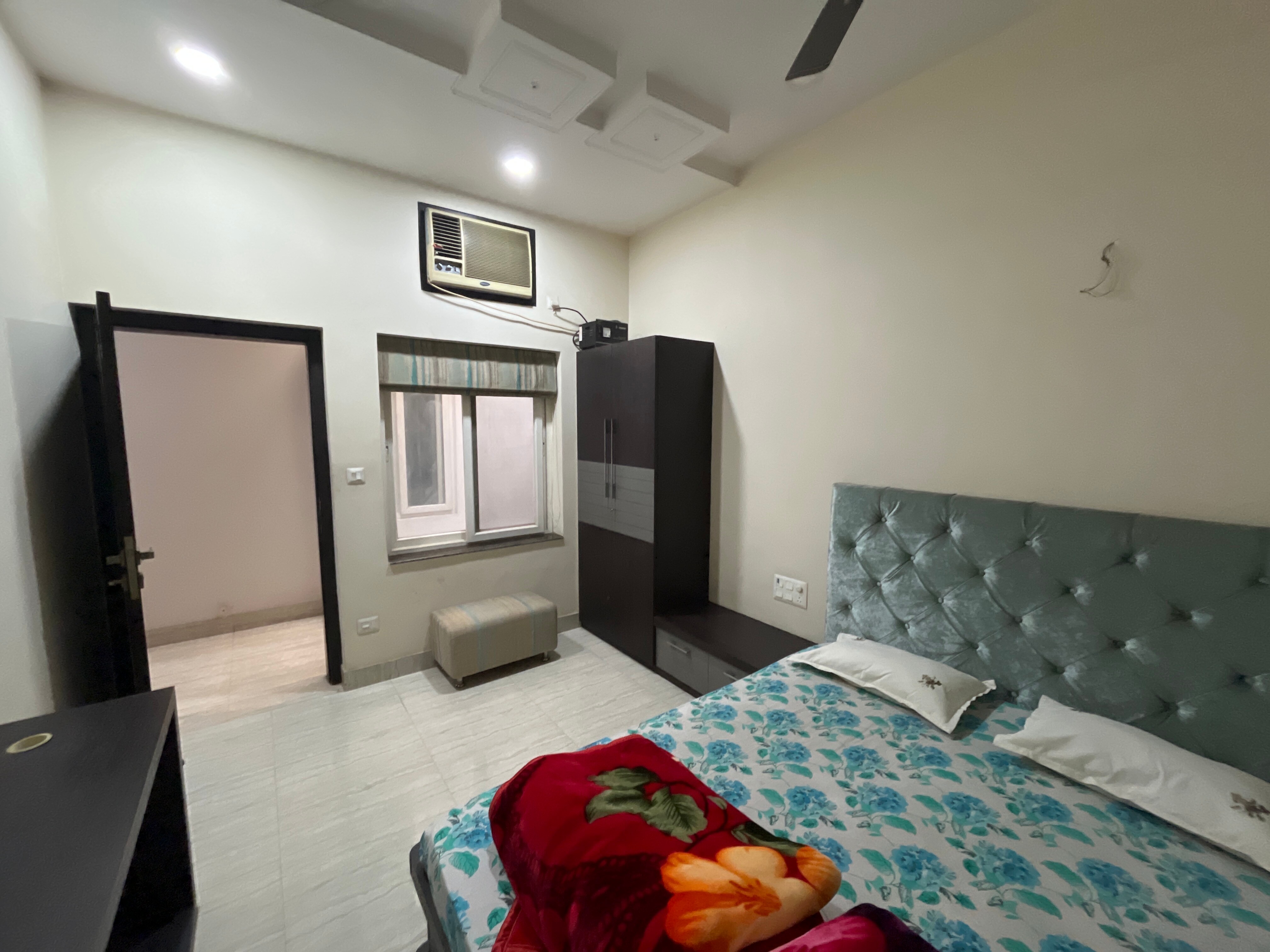 Rukmani Kunj 4BHK Luxury Villa - Tap to explore photos