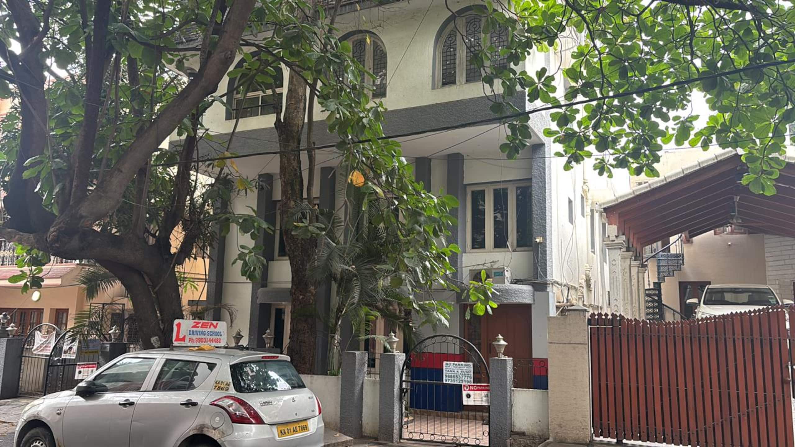 Coworkshells Stay for Professionals Executives Homestay Bangalore ...