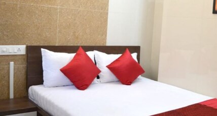 Hotel Swamiraj Room Type - Standard AC Room