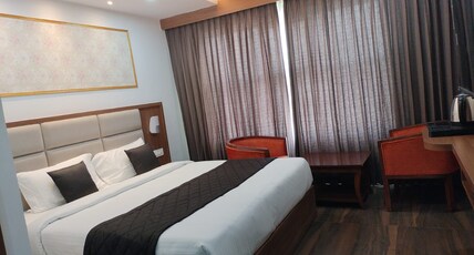 Hotel Eyrie Nest Bangalore Room Type - Deluxe
