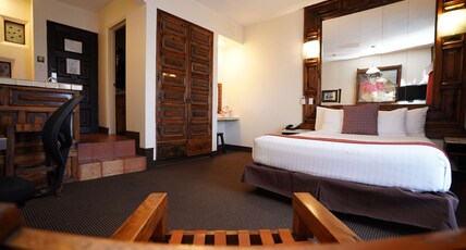 Best Western El Cid Room Type - 1 Queen Bed, Non-Smoking, Wet Bar, Refrigerator