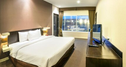 Qiu Hotel Sukhumvit - BTS On Nut Station Room Type - Two Bedrooms Suite Qiu Hotel Sukhumvit - BTS On Nut Station Room Type - Two Bedrooms Suite