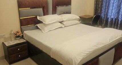 Ashirwaad 249 Room Type - Deluxe King Room