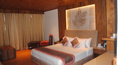 Greentop Room Type - Super Deluxe With Private Balcony