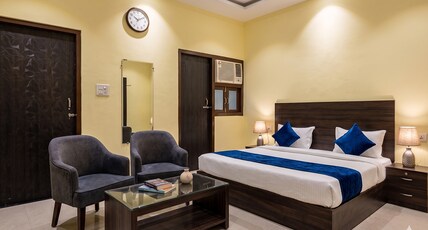 Shri Amar Dham Near Prem Mandir Vrindavan Room Type - Deluxe Room
