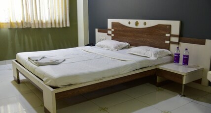 Hotel New Manas Room Type - Suite Room