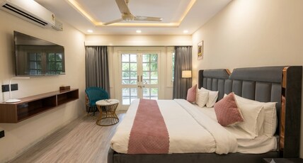 Ambience Signature Stay Gurgaon | Golf Course Road | DLF Phase 3 Room Type - Executive Suite