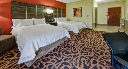 Hampton Inn Houston Baytown Room Type - 2 DBL ACCESSIBLE W TUB NS