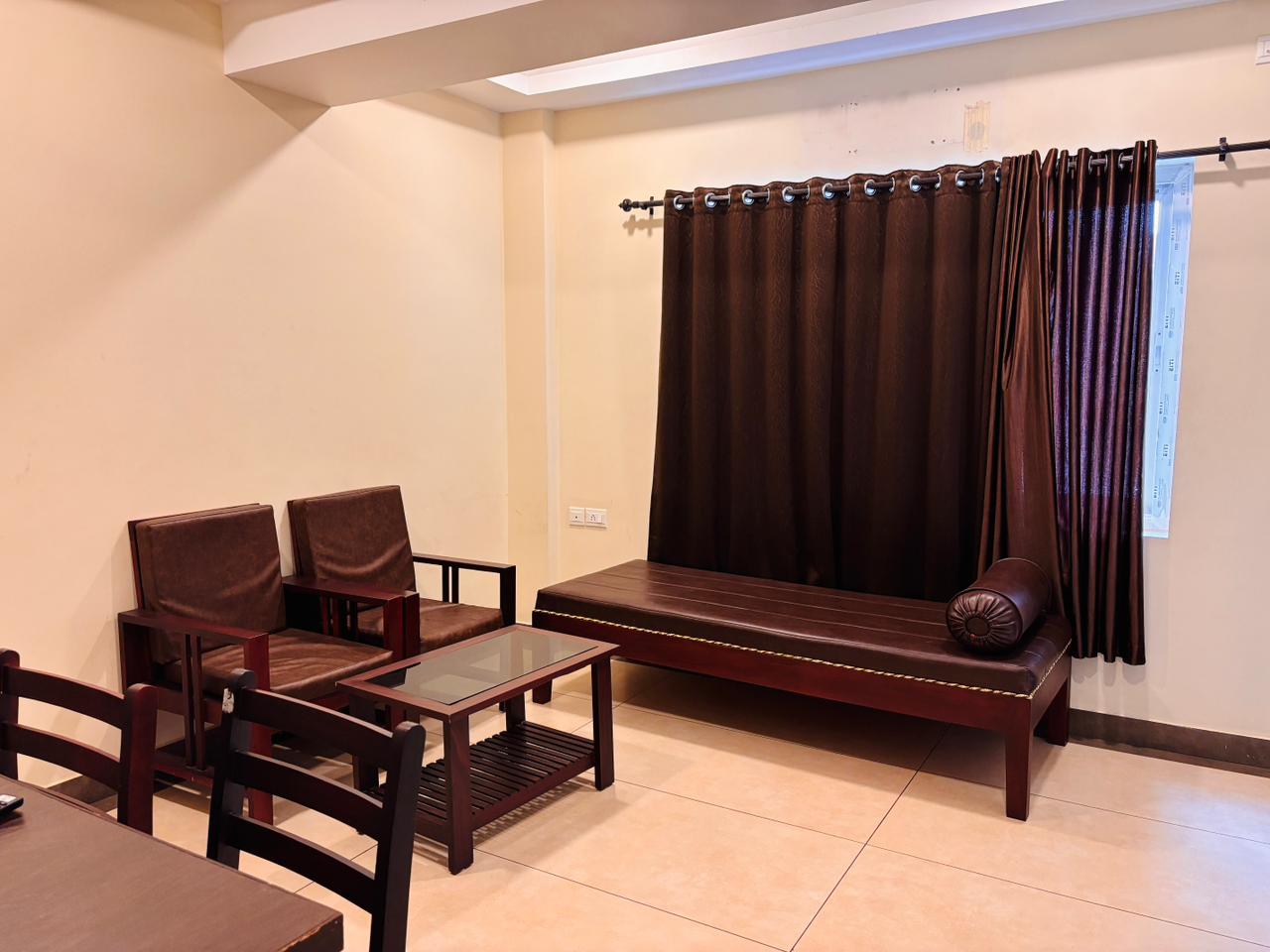 Guruvayoor Suites Near Railway Station - Tap to explore photos