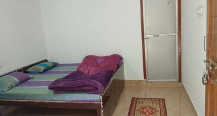HOTEL PUSPWAN AND RESTAURANT Room Type - Double Room