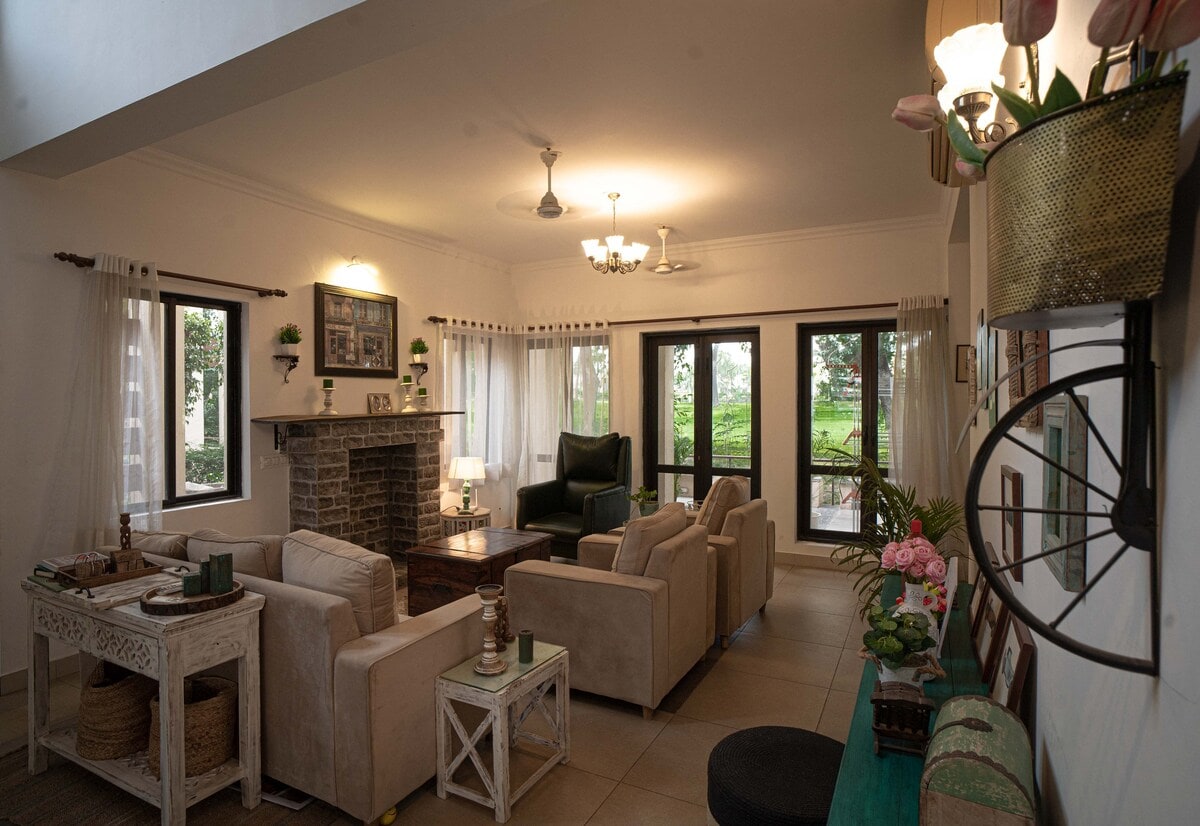Little Italy Rustic Villa | 2 BHK Duplex - Tap to explore photos