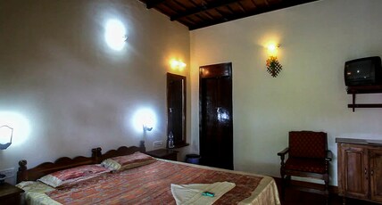 Pozhiyoram Beach Resort Room Type - Sea view AC Room