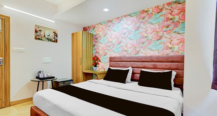 Collection O Bapat Square Formerly Riboila Room Type - Deluxe Room