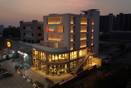 Hotel Grand Arose