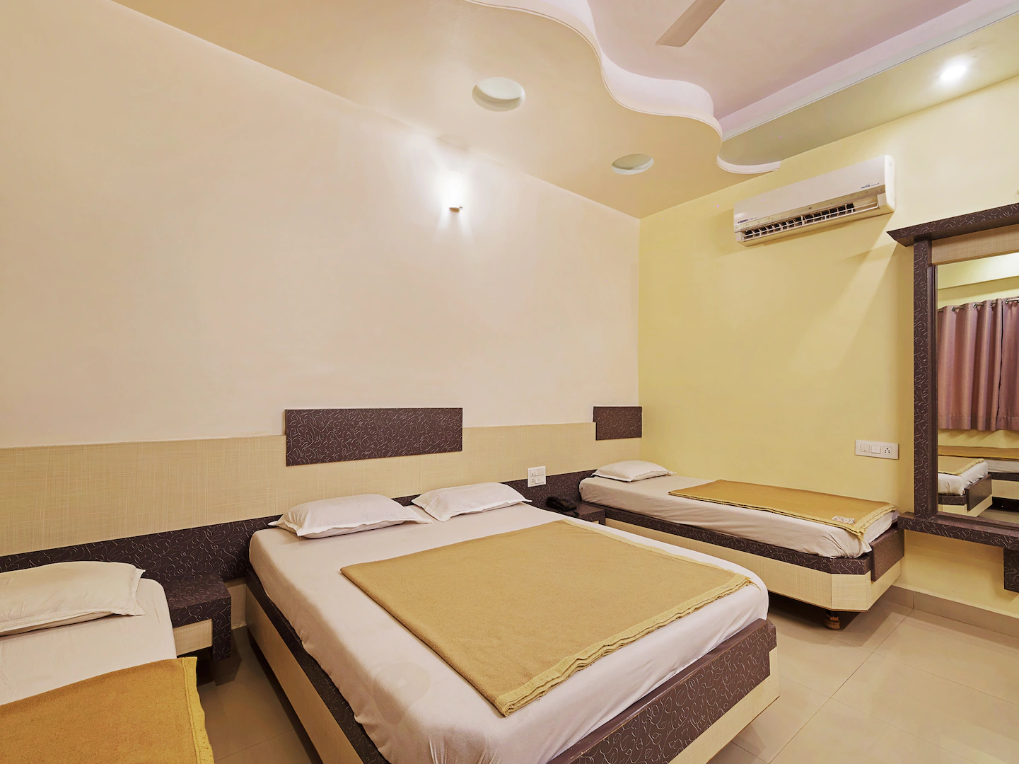 Hotel Ashoka Executive Room Type - Executive Four Bed Non Ac