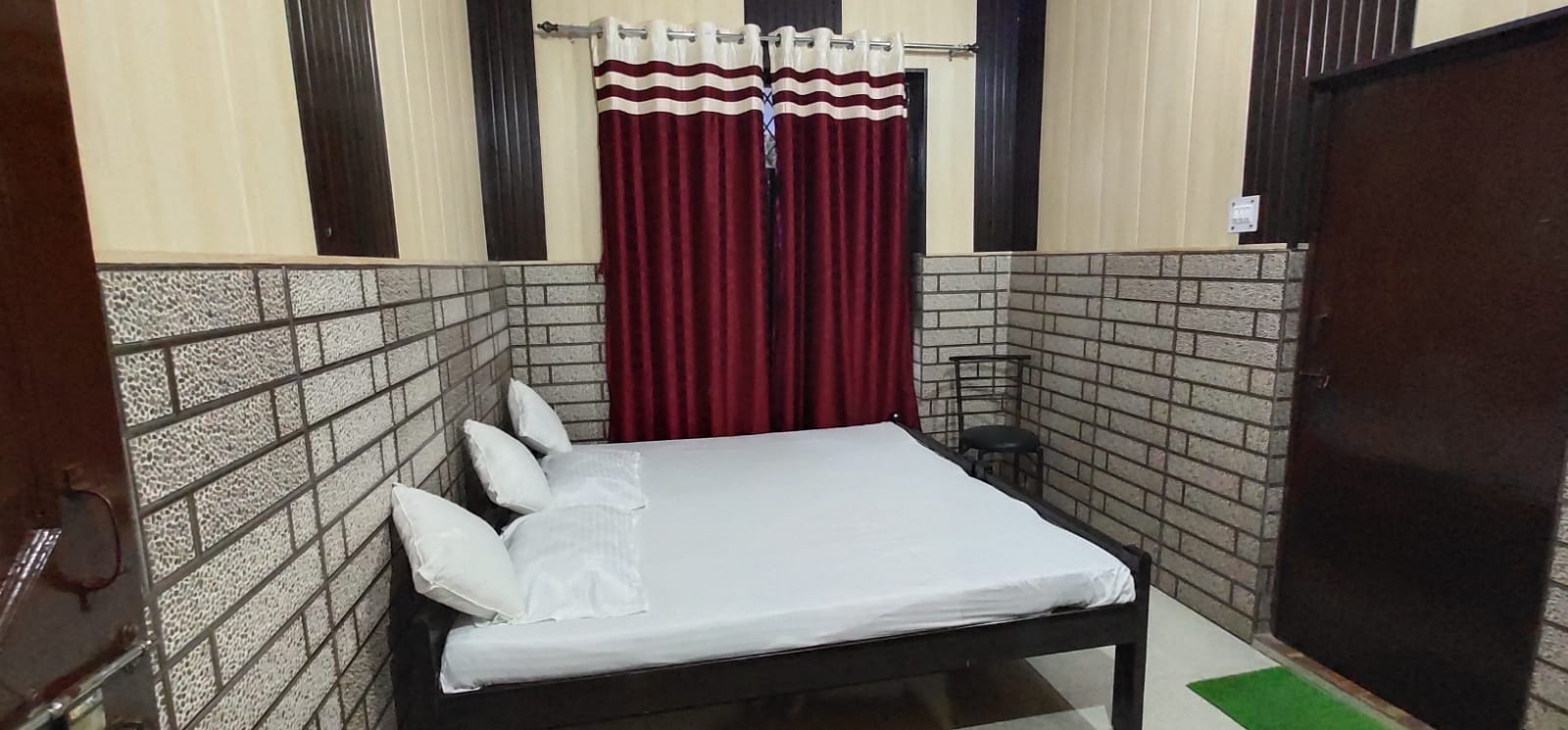 Hotel Kaushlaya Residency - Tap to explore photos