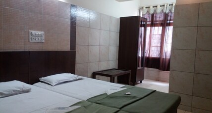 Hotel Haridwar Room Type - Deluxe Double Coat Room Non AC