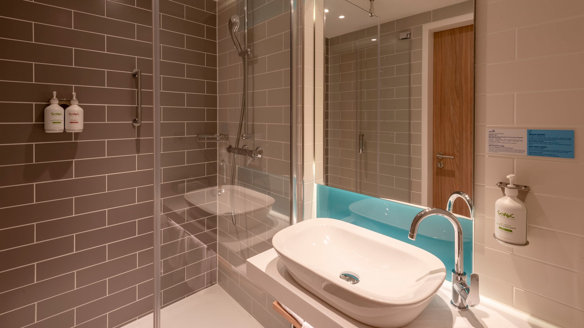 Holiday Inn Express OFFENBACH - Tap to explore photos
