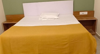 Laya Crest Room Type - Double Room