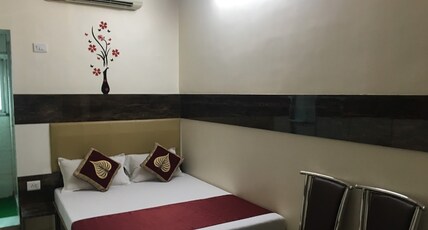 Golden Plaza Room Type - Deluxe Ac Room
