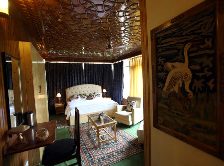 Dove Cottage - Tap to explore photos