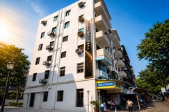 Hotel National - Grant Road
