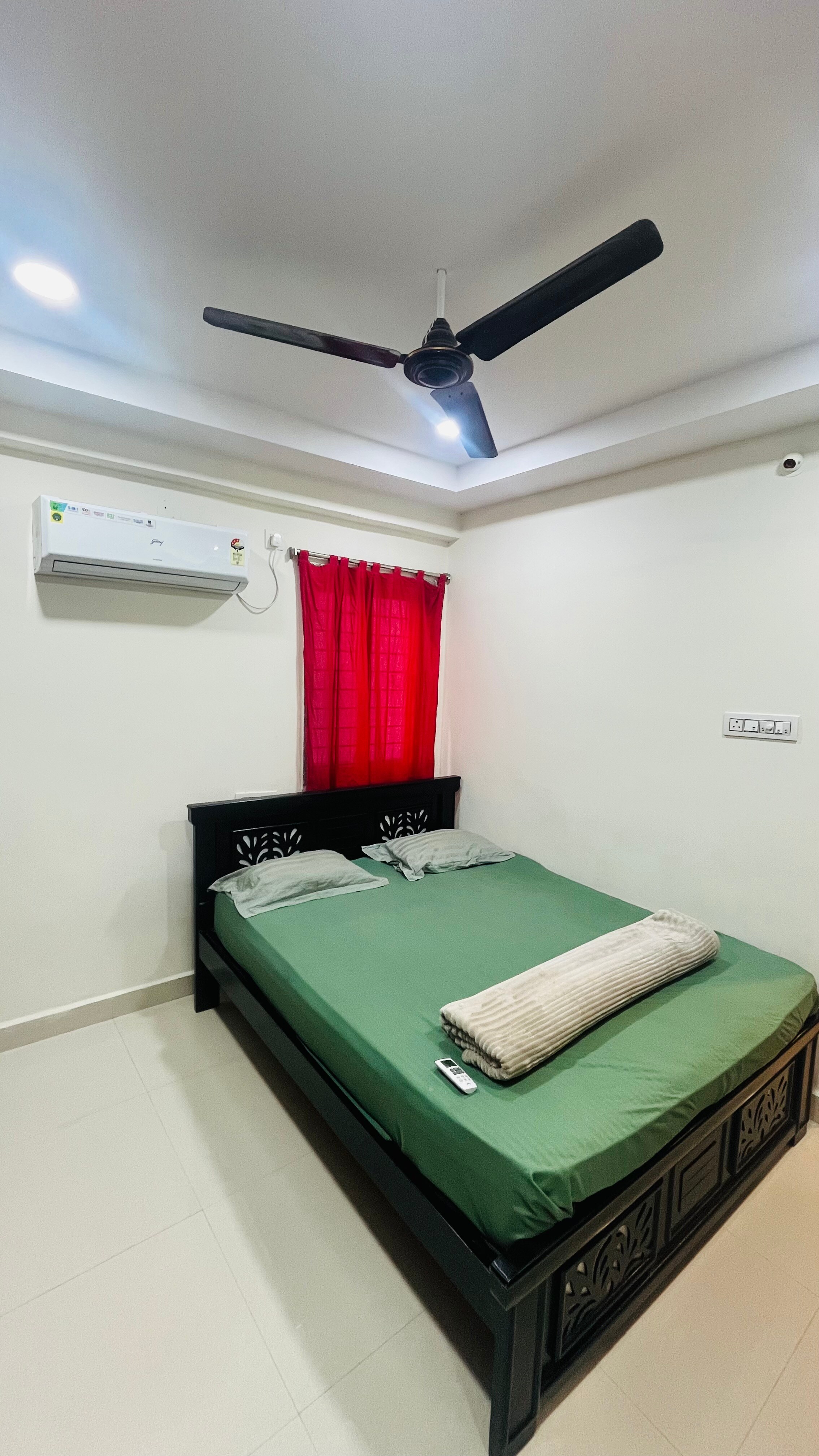 Prime live 2BHK at Kondapur Hyderabad - Tap to explore photos