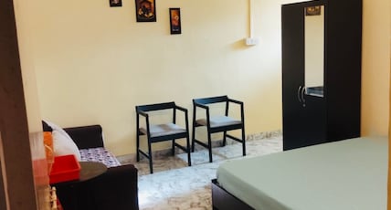 Shree Ram SIA Hotel and Banquets Room Type - AC Deluxe Room for 4 Guests Shree Ram SIA Hotel and Banquets Room Type - AC Deluxe Room for 4 Guests