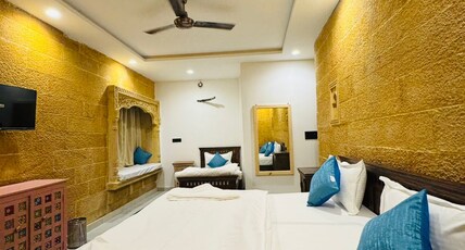 Silent Sand Jaisalmer Room Type - family suite fort view