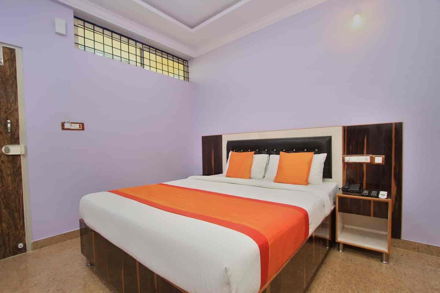 MAK Green Garden - Tap to explore photos