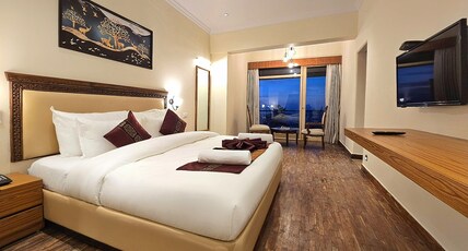Shimla Golf Resorts Room Type - Premium Suite Room