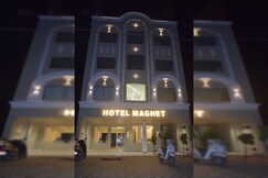 Hotel Magnet