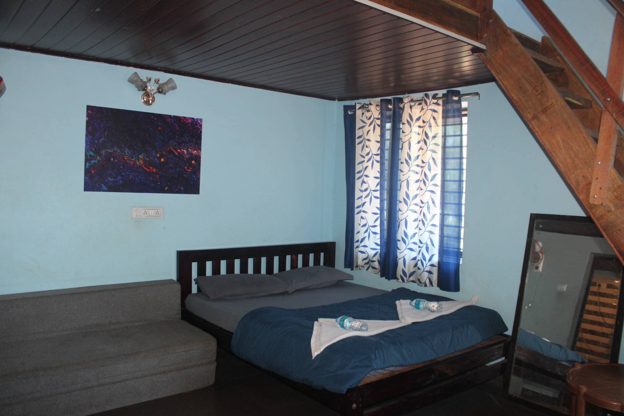 Cozinn B109 AC Duplex near Gokarna Beach - Tap to explore photos