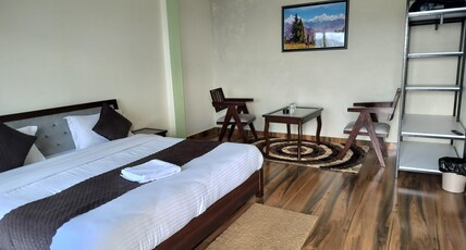 Sierra Vista Mukteshwar by Serenity Sips Room Type - Sierra Himalayan View Room