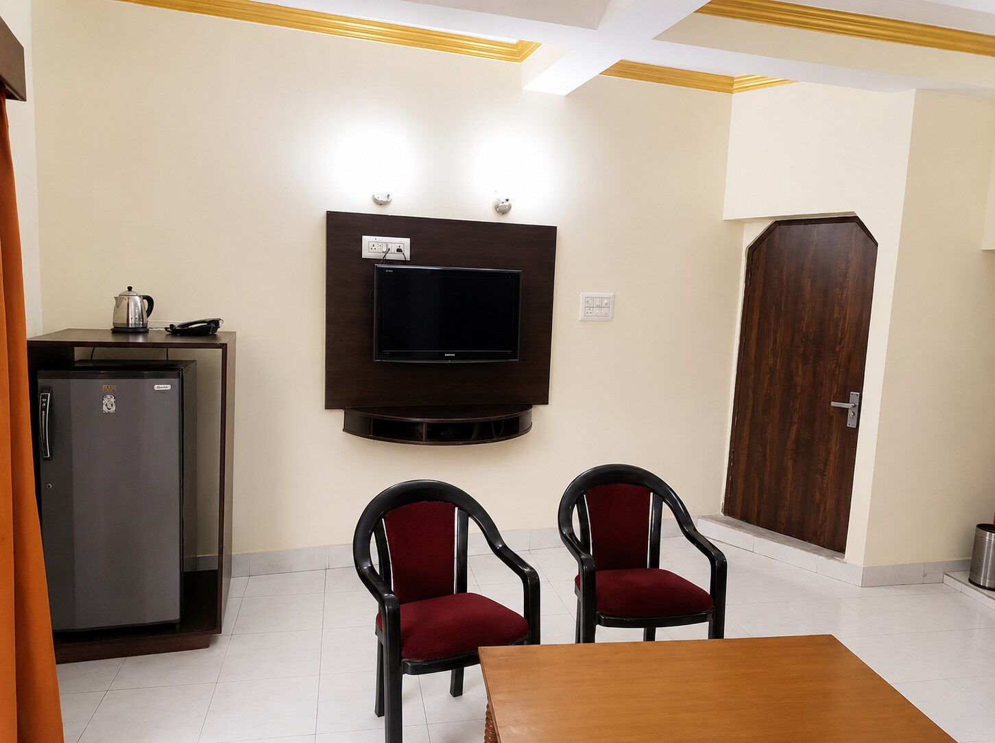 Yland Hotel Khajuraho - Tap to explore photos